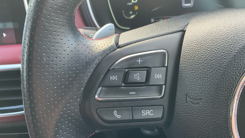 MG Hs 1.5 T-GDI Exclusive 5dr DCT Petrol Hatchback